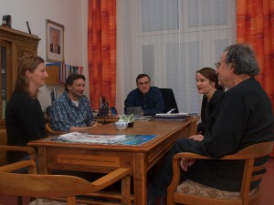 Georg s dcerou Channou na návštěvě ZŠ a ZUŠ Šmeralova, Vary,2011